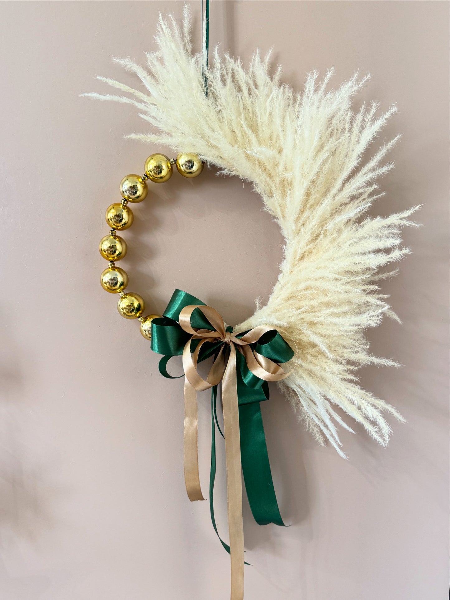 Pampas bauble wreath