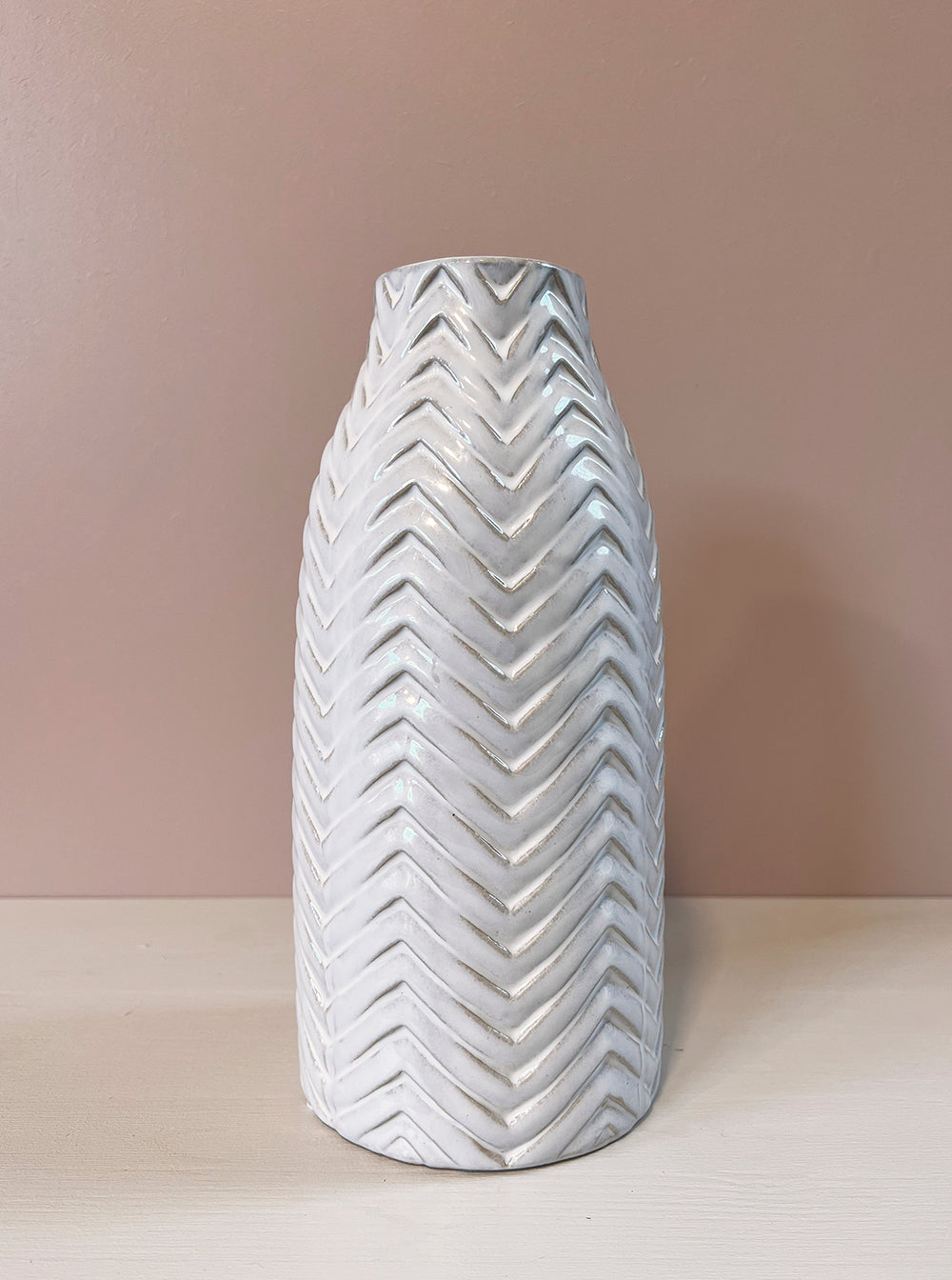 Deri Vase